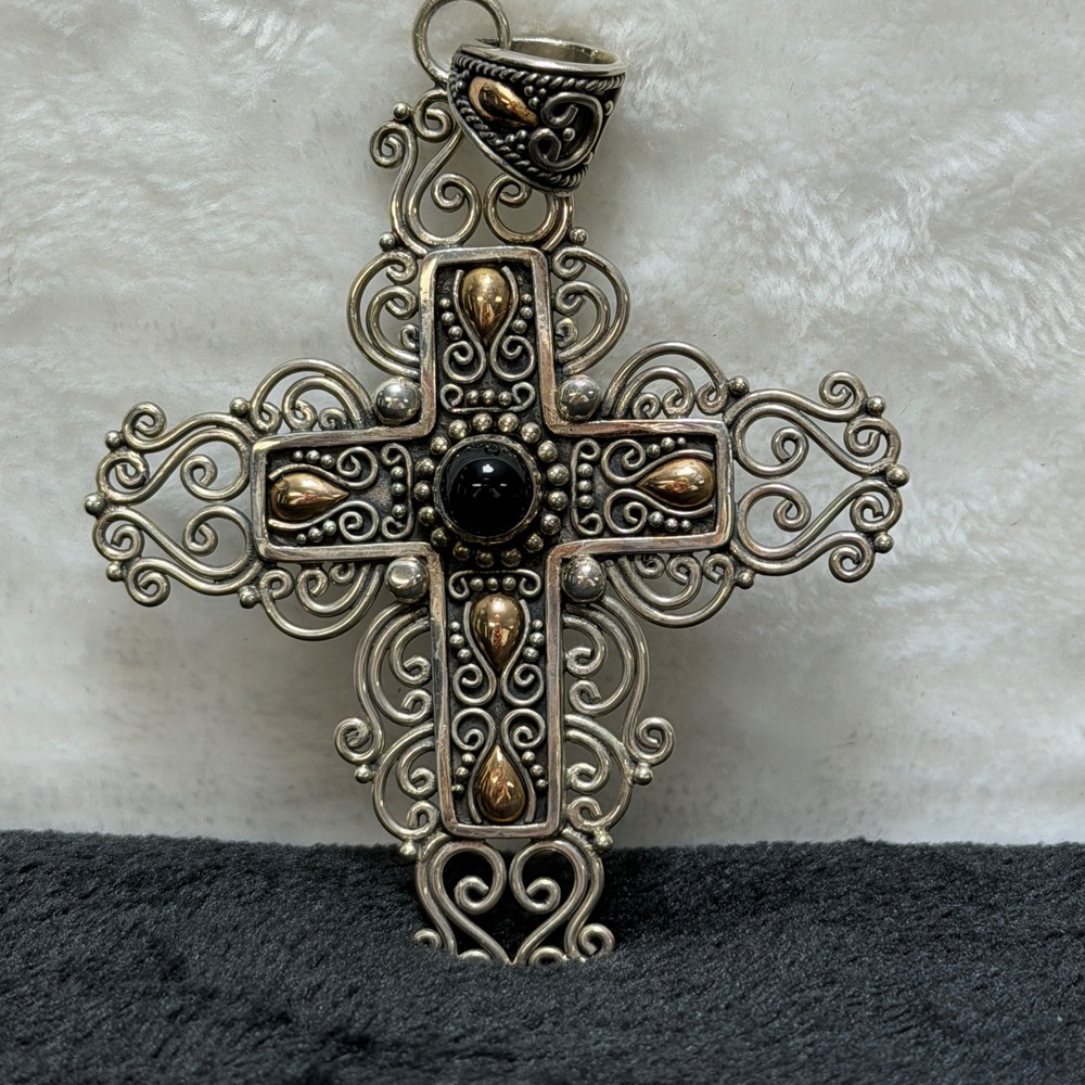 Signed BA Sterling‎ Silver 18k Gold Black Onyx Filigree Cross Pendant Wt. 22.95g - Picture 9 of 14
